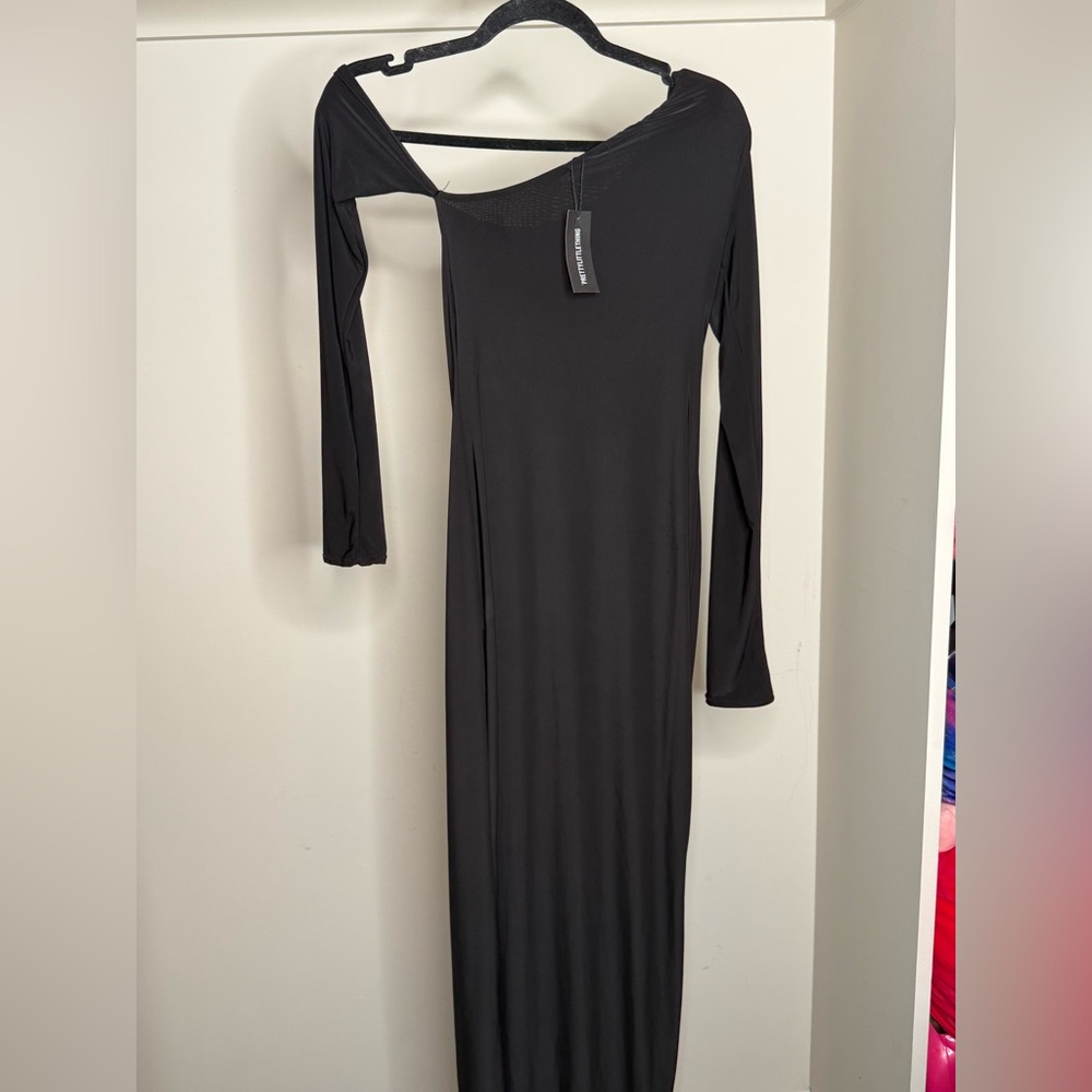 PrettyLittleThing Black Long Sleeve Dress